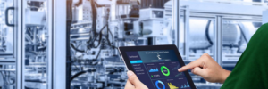 ERP para control de producción: supervisión de procesos, eficiencia y planificación de recursos